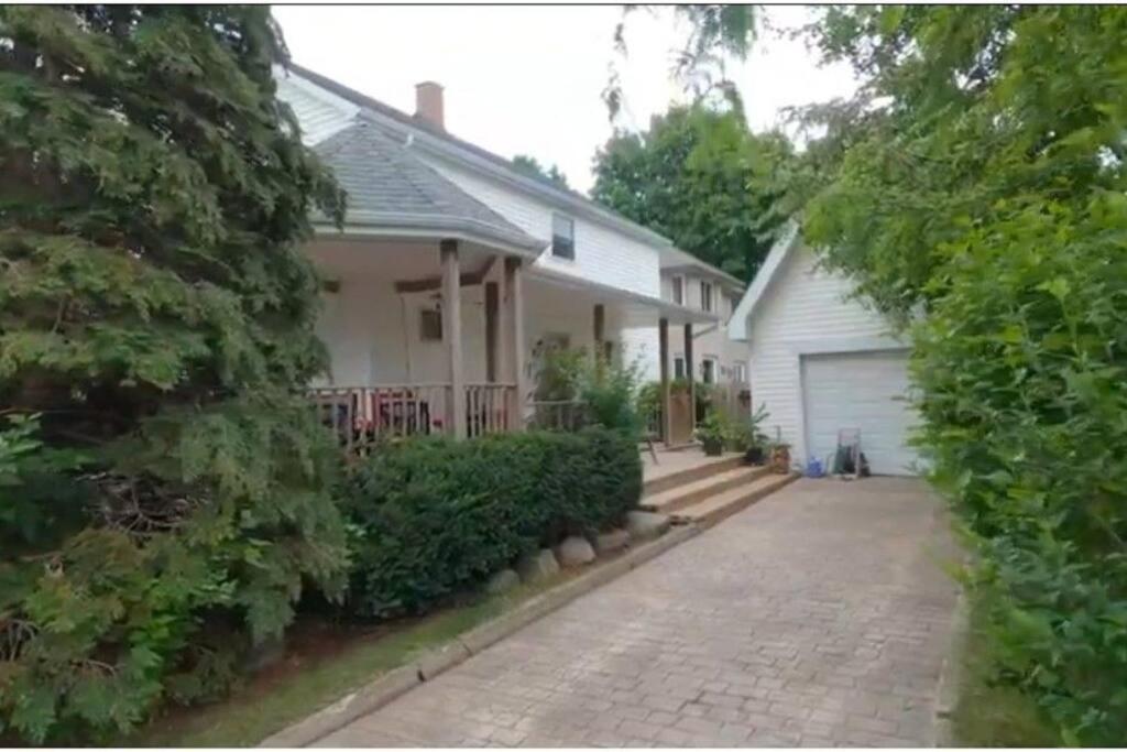 Garden 2 Storey House Niagara Falls Eksteriør billede